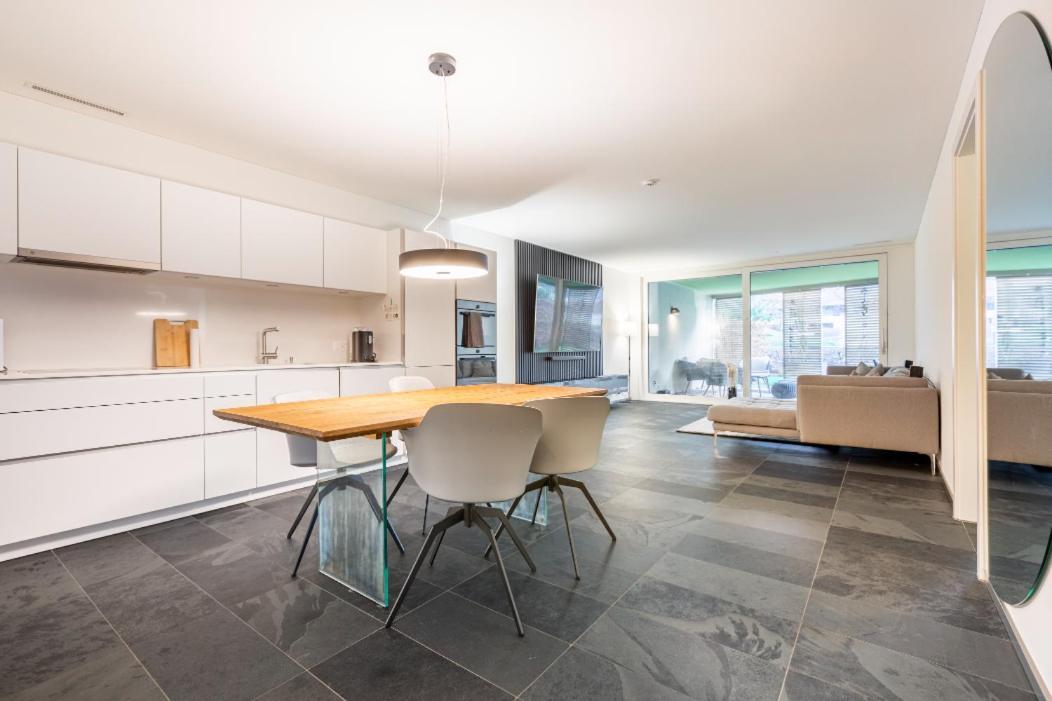 Luxus Wohnung Mit Garten Zurich Luaran gambar