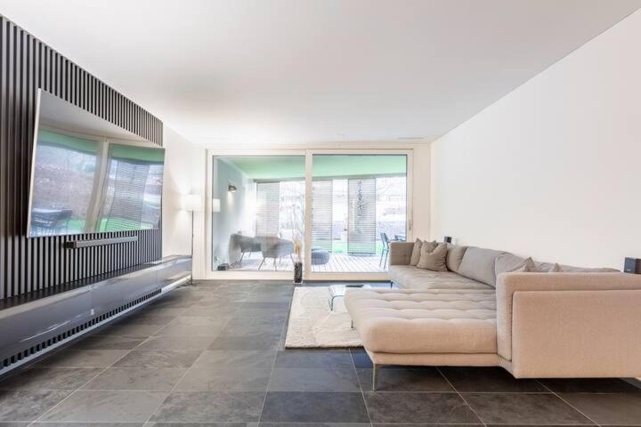 Luxus Wohnung Mit Garten Zurich Luaran gambar