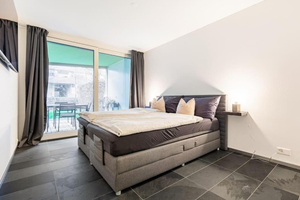 Luxus Wohnung Mit Garten Zurich Luaran gambar